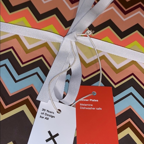 4pk Melamine Dinner Plate Set Color Zig Zag Print - Picture 4 of 6